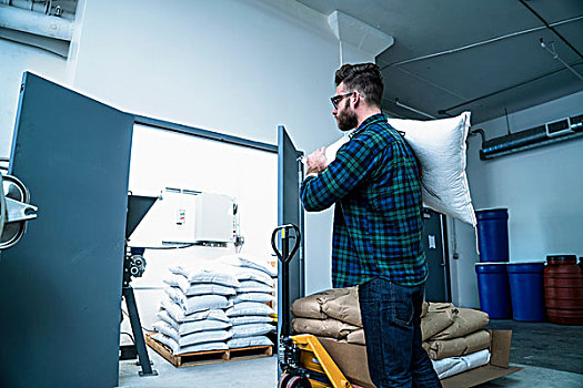 xổ số miền nam chủ nhật hàng tuần